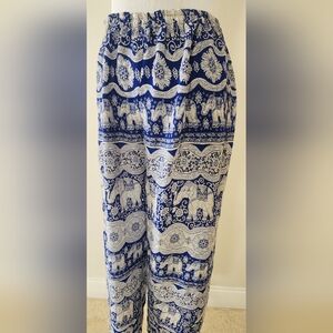 Blue and White Elephant Print Yoga Pants